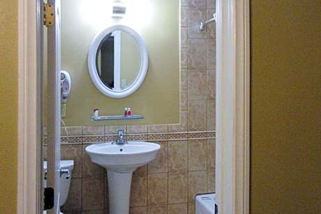 1 Queen Bed, Nonsmoking