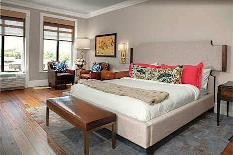 Executive Suite, 1 King