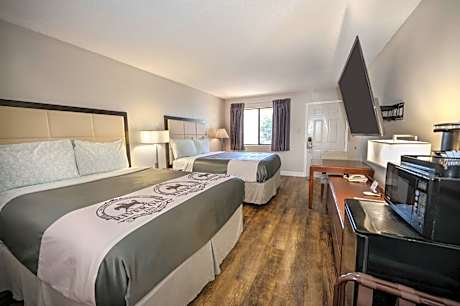 Queen Room