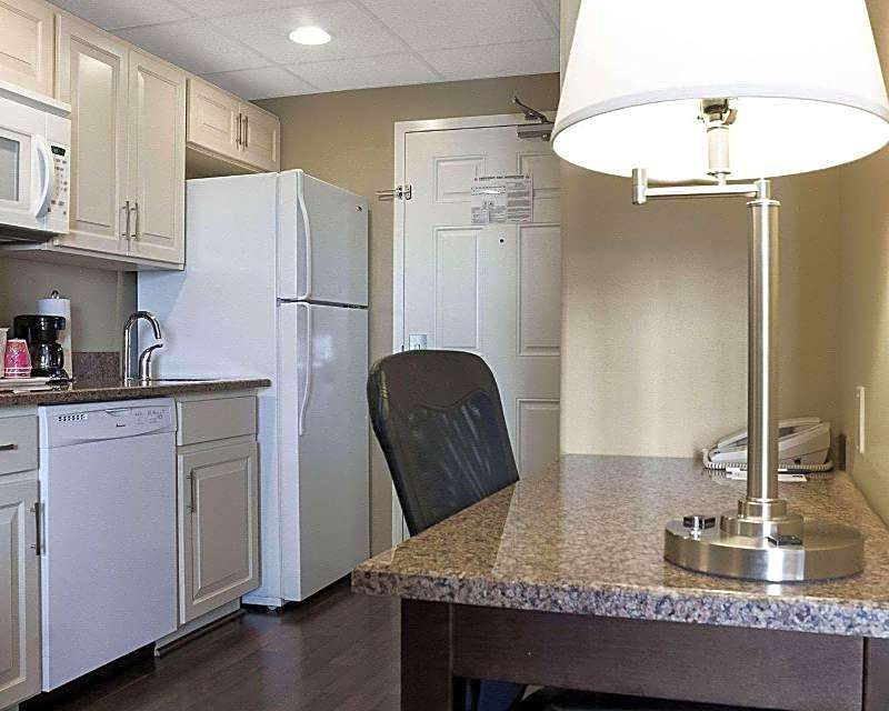 MainStay Suites Bismarck