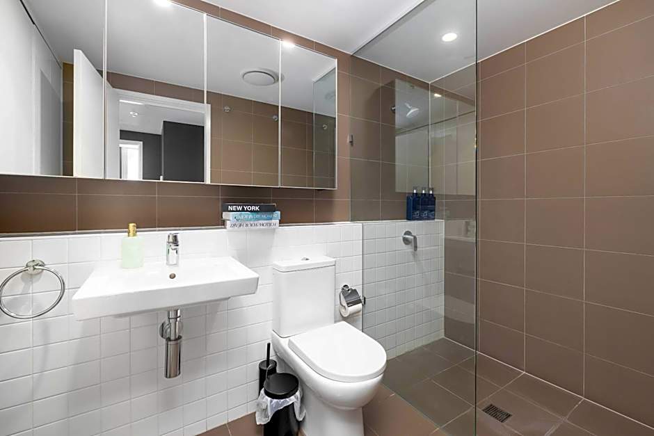 Elegant 2BR Haven in the Trendy Fortitude Valley