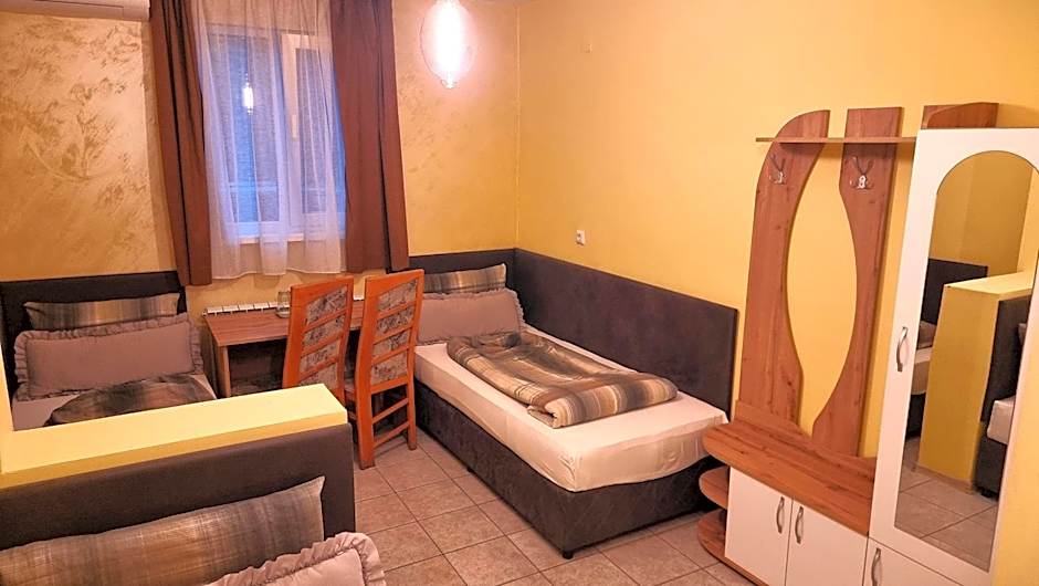 Jeweller Hotel