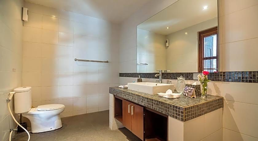 Arama Riverside Villas