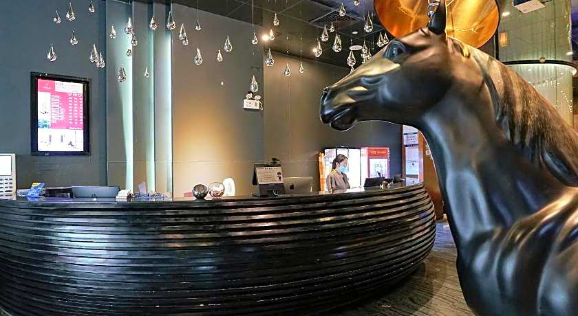 Paco Hotel Guangzhou Tiyu Xilu Metro Station Branch