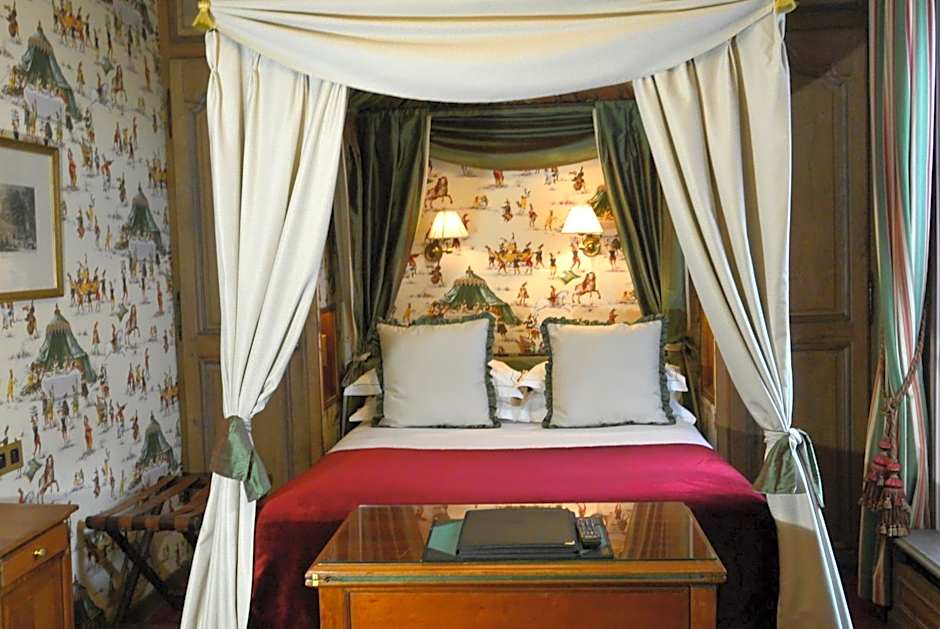 Hotel Duc De St-Simon