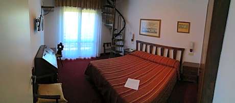 Duplex Quadruple Room