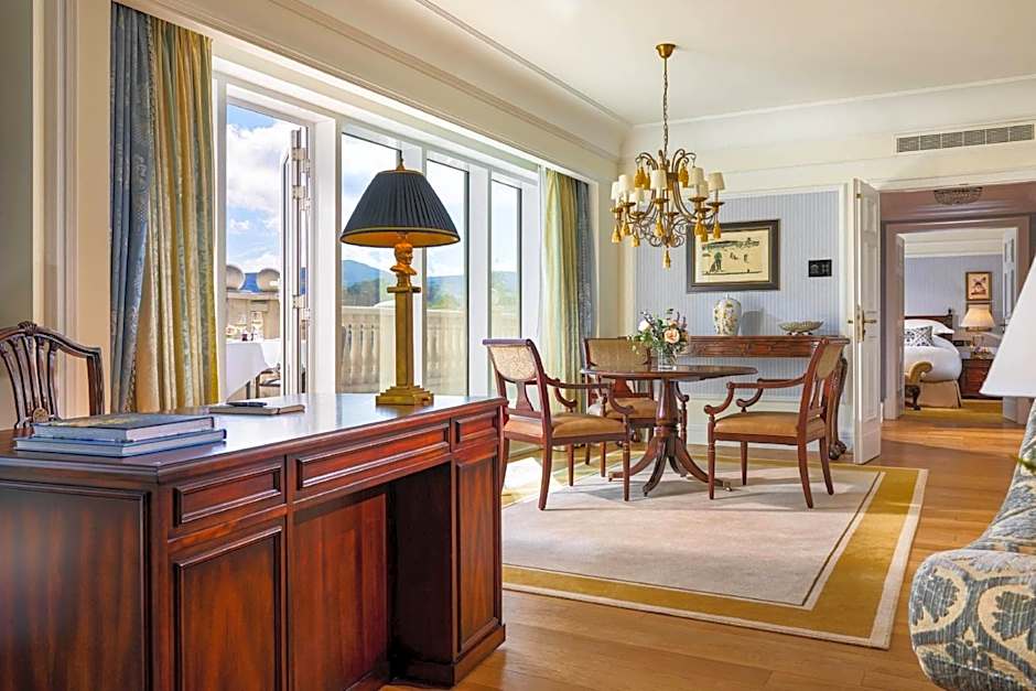Powerscourt Hotel, Autograph Collection