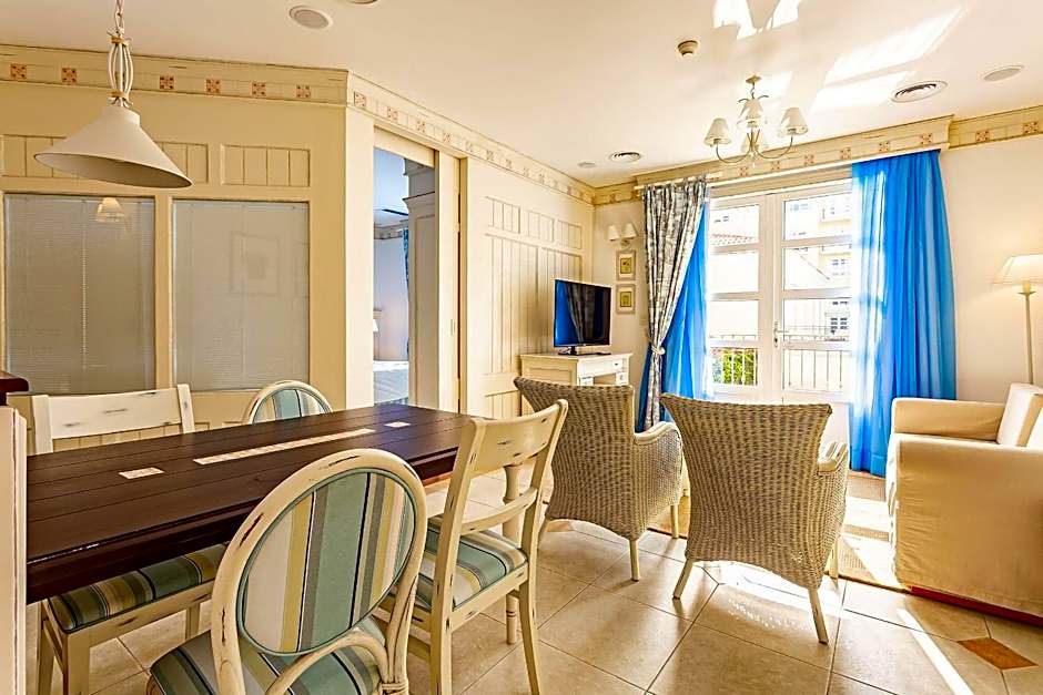 Beachfront Studios at IL Campanario Resort ILCTOP