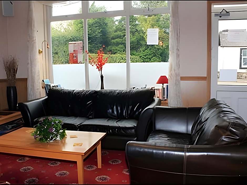 The Village Inn and Kirtle House B&B