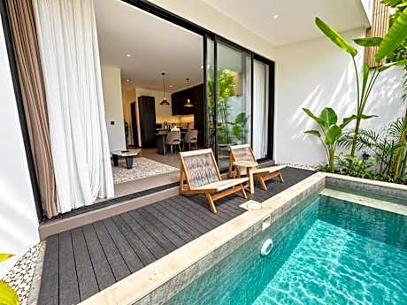 Premier Umalas Villas