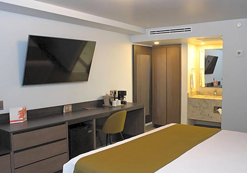 Hotel Calafia