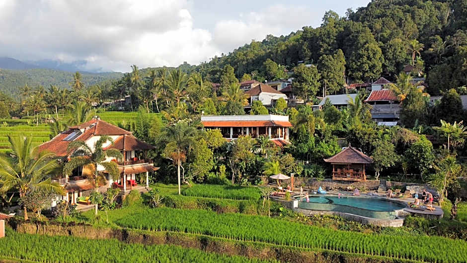 Lesong Hotel and Restaurant
