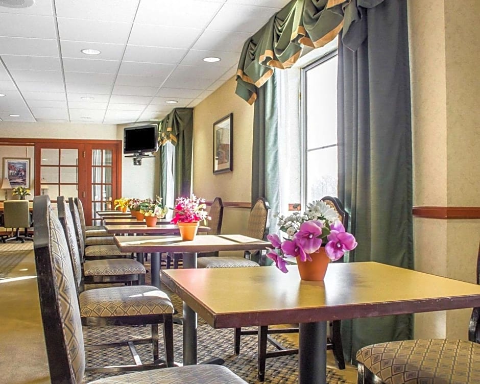 Comfort Inn Green Valley I-19