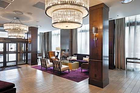 Ambassador Hotel Wichita, Autograph Collection by Marriott