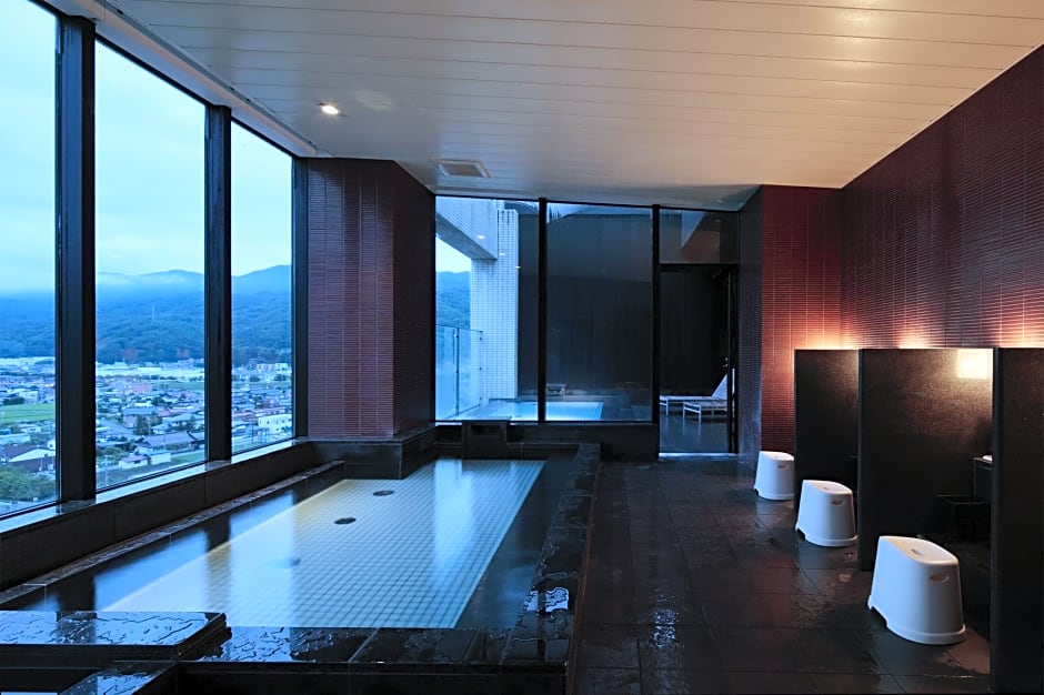 Candeo Hotels Chino