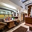 Promenade City Hotel