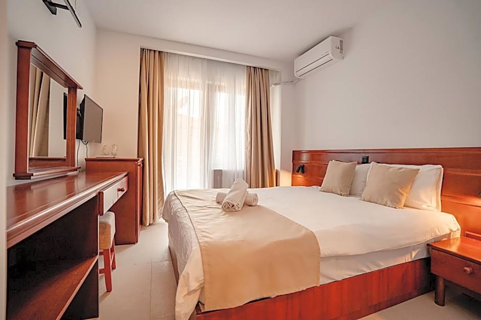 Hotel Dva Bisera