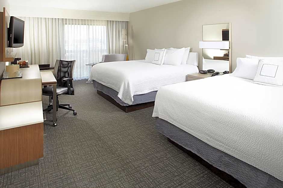 Courtyard by Marriott Detroit Brighton