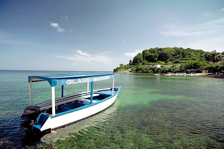 Round Hill Hotel & Villas