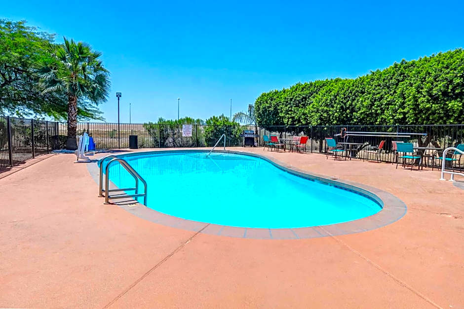 Motel 6-Apache Junction, AZ