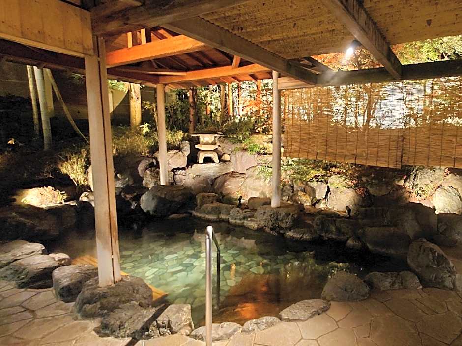 Kasuga Hotel
