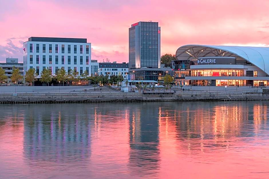 Moxy by Marriott Ludwigshafen