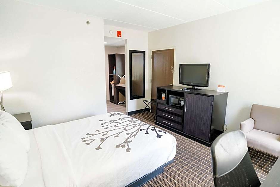 Sleep Inn & Suites West Knoxville