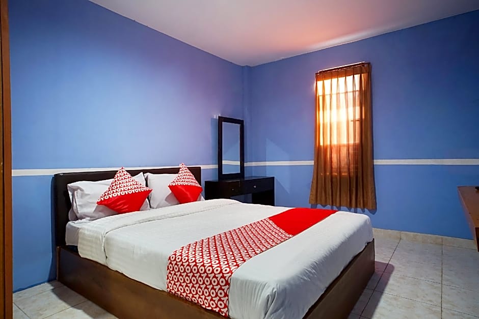 OYO 1272 Grand Garuda Guest House