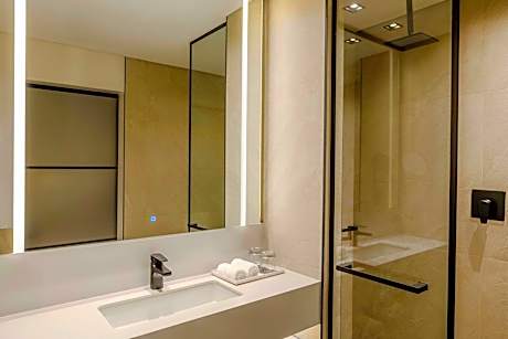 Classic Room, 1 King Bed, City View (1 King Bed)