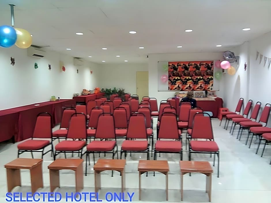 Sun Inns Hotel Kota Damansara Near Hospital Sungai Buloh