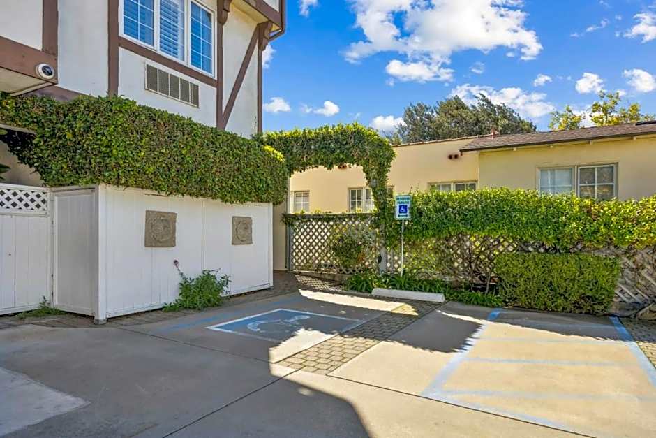 Mirabelle Inn & Restaurant