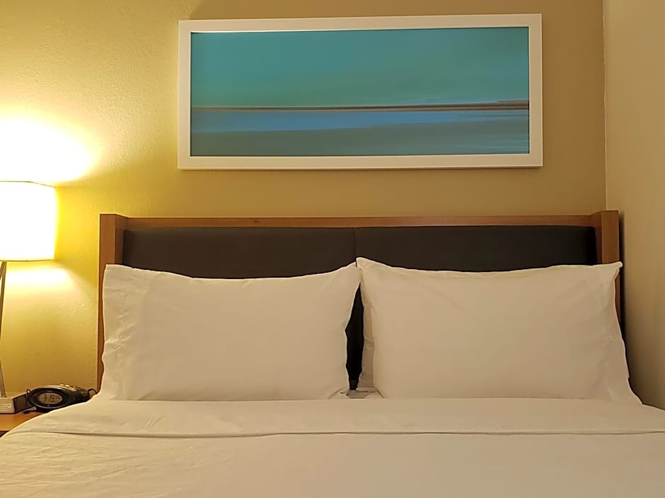 Holiday Inn Express Hotel Pittsburgh-North/Harmarville By IHG