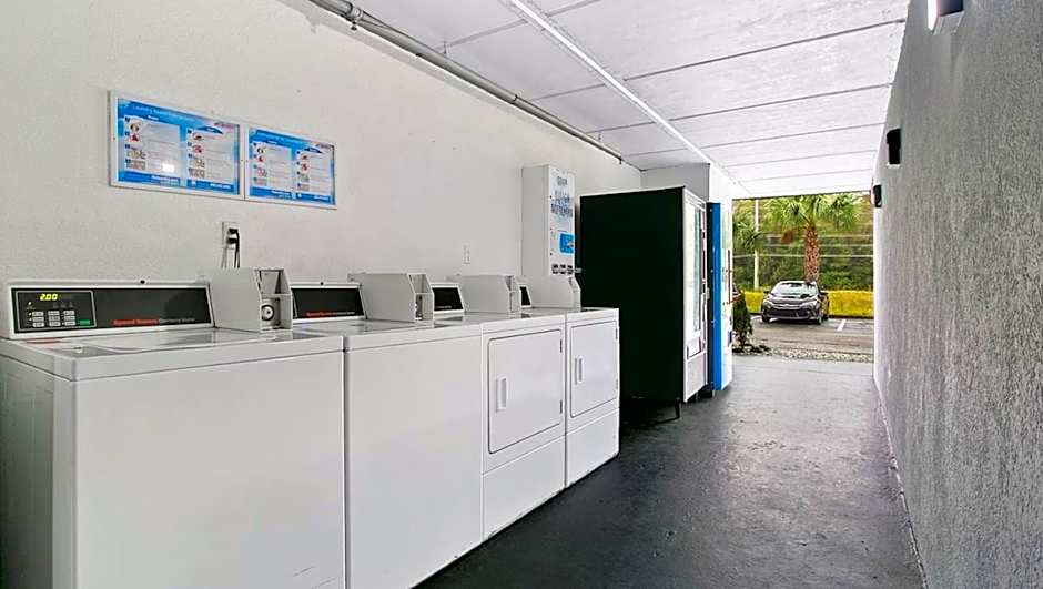 Home 1 Suites Extended Stay - Kissimmee