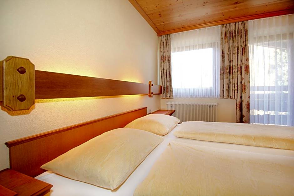 Hotel Garni Hochwurzen