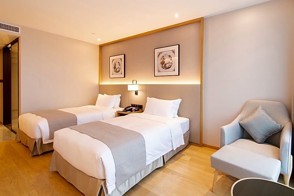 Ramada Plaza Wyndham Wenzhou Cangnan