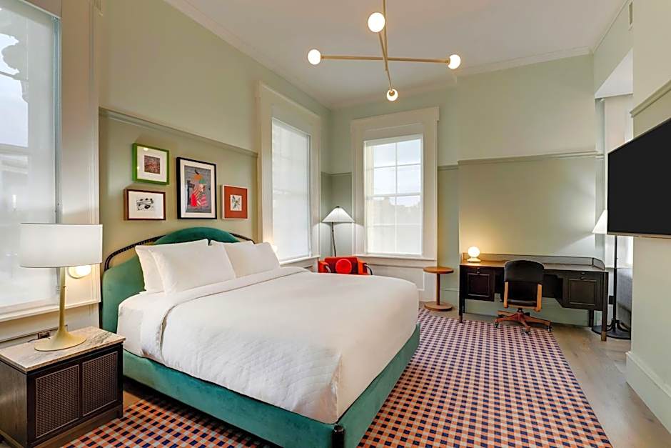 Trilogy Hotel Montgomery, Autograph Collection