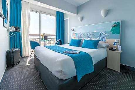 Superior Double Room with Panoramic Sea View