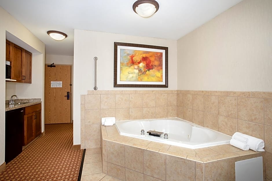 Holiday Inn Express Hotel & Suites Gillette