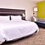 Holiday Inn Express and Suites - Mall of America - MSP Airport By IHG