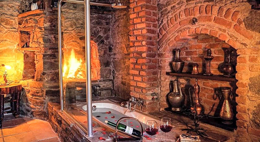 Stonehouse By Ipek Hotel