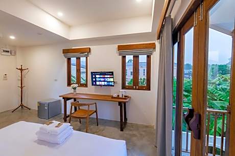 Double Room with Mountain View