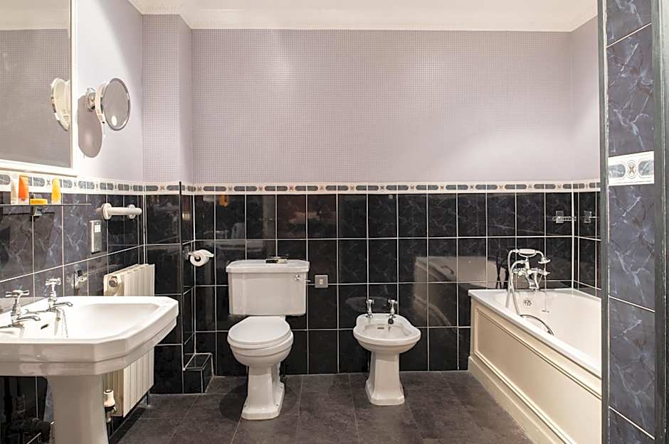 Fairfield House Hotel