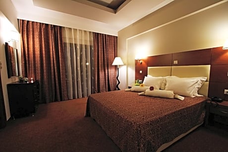 Siris Hotel