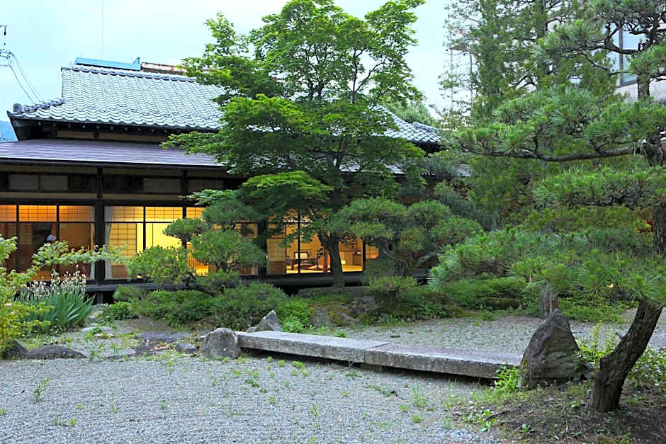 Katakura Silk Hotel
