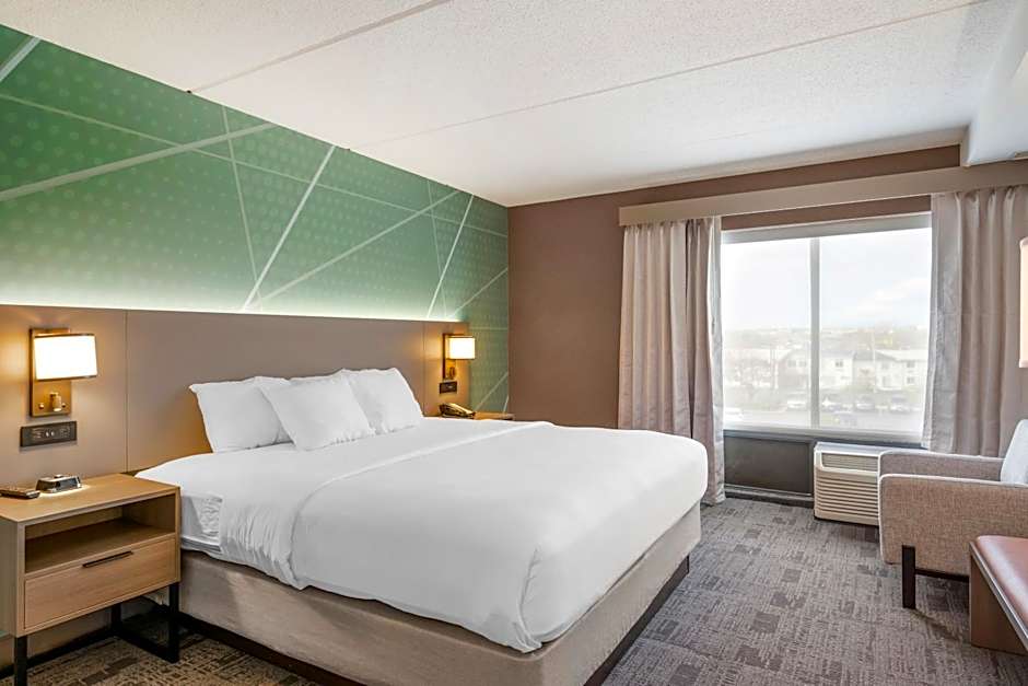 Comfort Inn & Suites Watertown - 1000 Islands