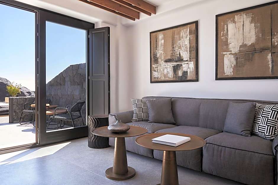 SantAnna Luxury Suites