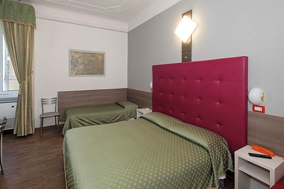 Hotel Piola