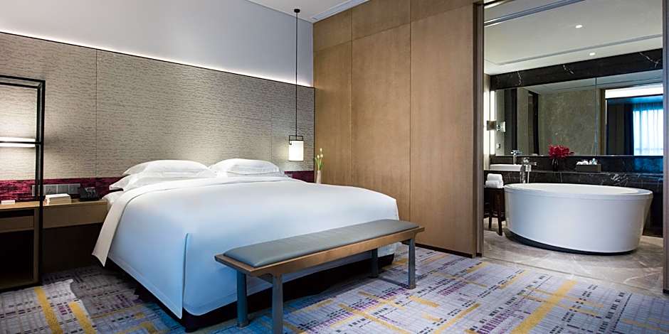 Crowne Plaza Baoji City Center By IHG