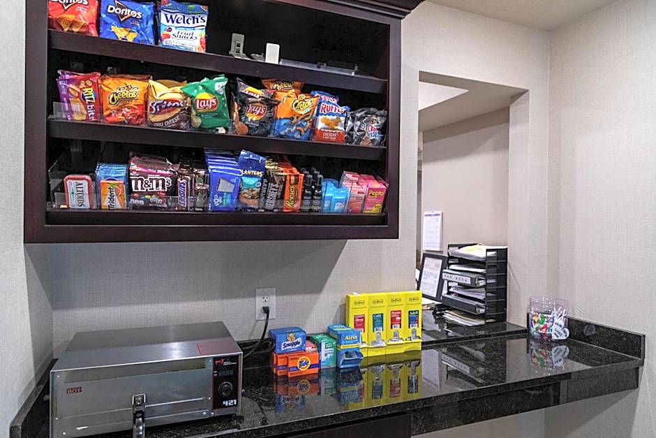 Cobblestone Inn & Suites - Springfield