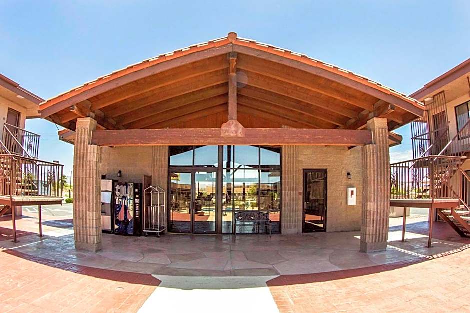 Quality Inn Benson I-10 Exit 304